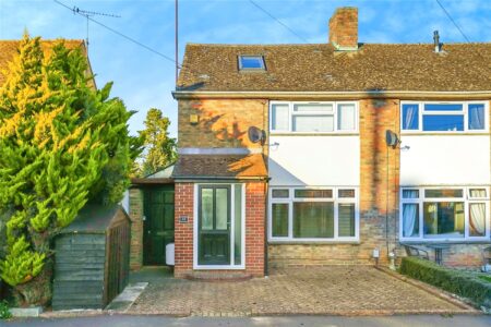 Lancut Road, Witney, Oxfordshire, OX28 5AG