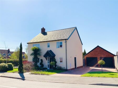 Blueshot Drive, Clifton-on-Teme, Worcester, Worcestershire, WR6 6DF