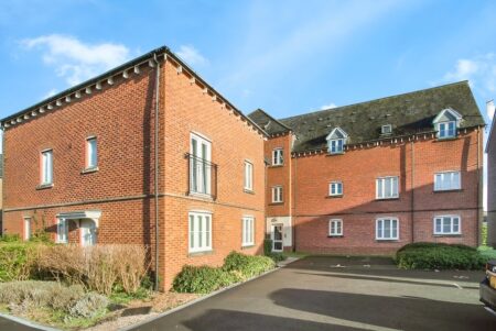 Jamaica Grove, Coedkernew, Newport, NP10 8AJ