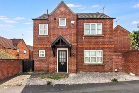 Lutterworth Drive, Adwick-le-Street, Doncaster, South Yorkshire, DN6 7BX