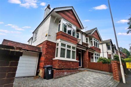 West Hill, East Grinstead, West Sussex, RH19 4EP