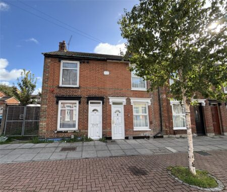 Sirdar Road, Ipswich, Suffolk, IP1 2LD