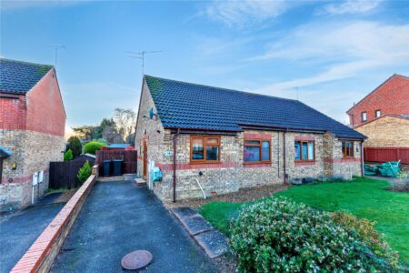 Harris Close, Raunds, Wellingborough, Northamptonshire, NN9 6TA