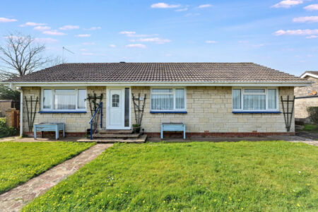 Nicholas Close, Brading, Sandown, Isle of Wight, PO36 0BL