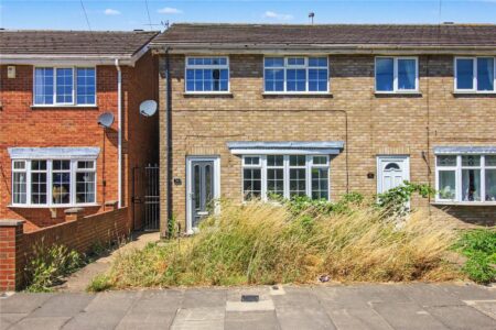 Salamander Close, Grimsby, Lincolnshire, DN31 2NW